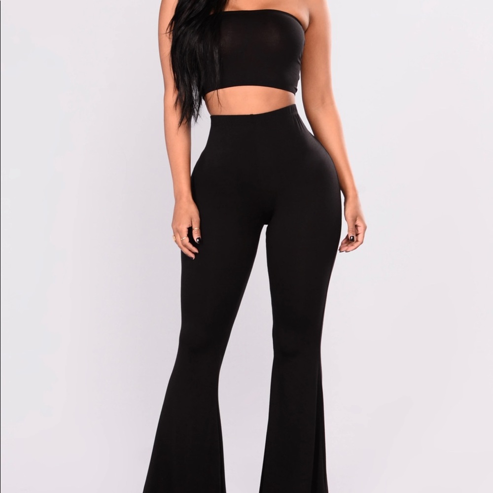 "On the down low" Two piece set (BLACK)